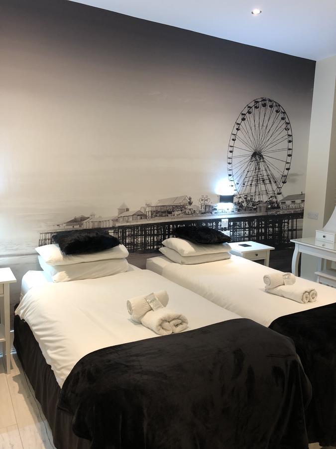 Happy Return Hotel Blackpool Eksteriør billede